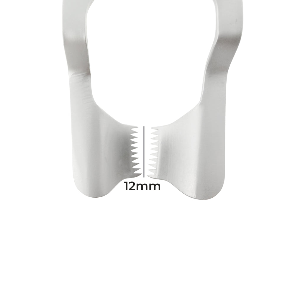Close-up of 18 mm serrated blade designed for stable bone engagement