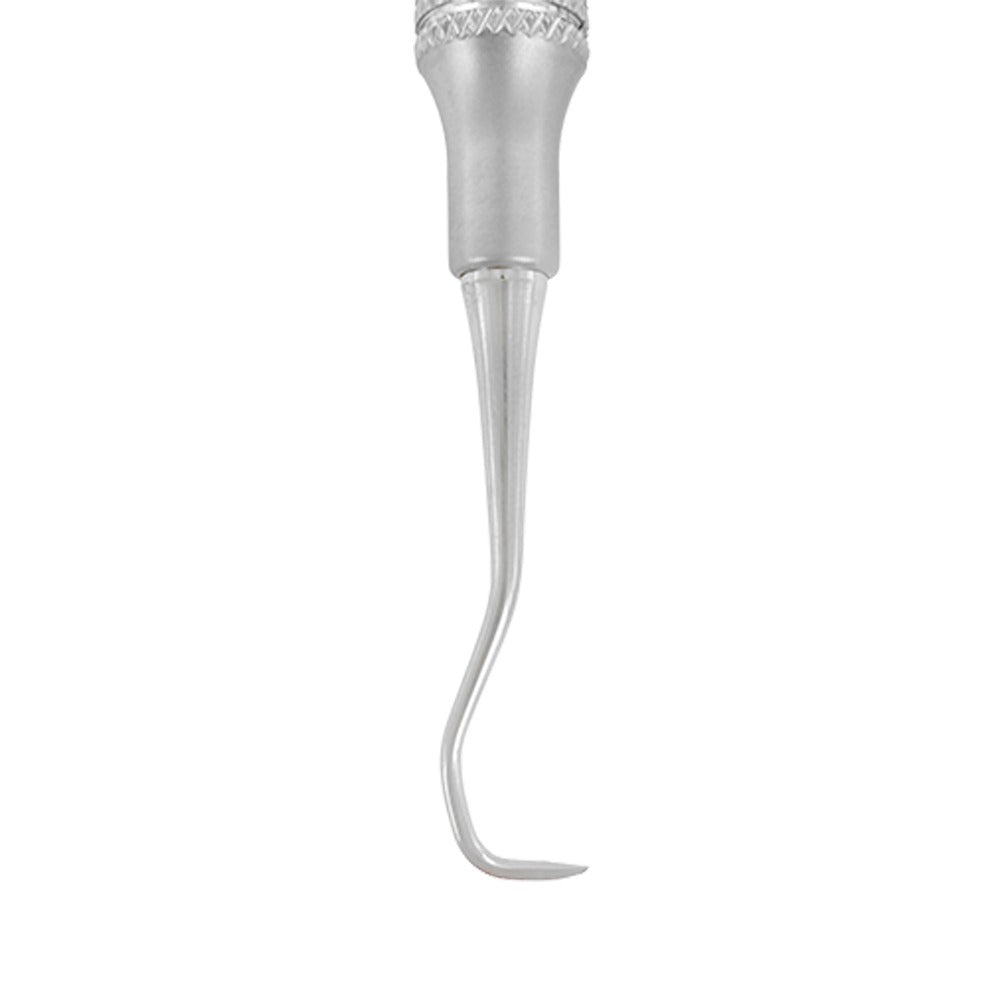 Anterior sickle scaler U15/30 Towner-Jacquette style working end close-up