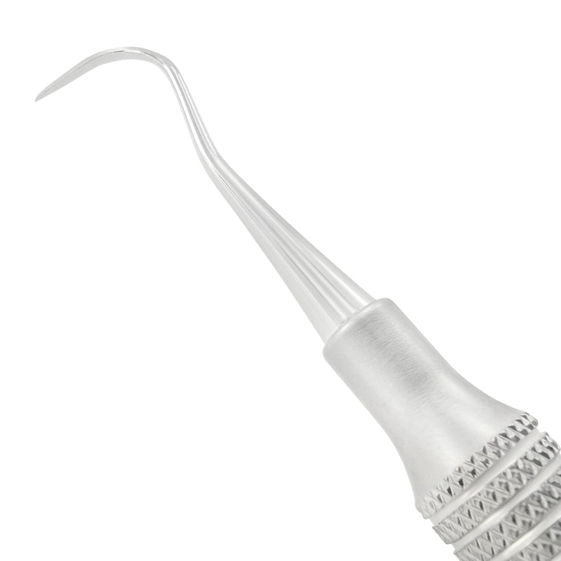 N1 anterior scaler sickle blade close-up