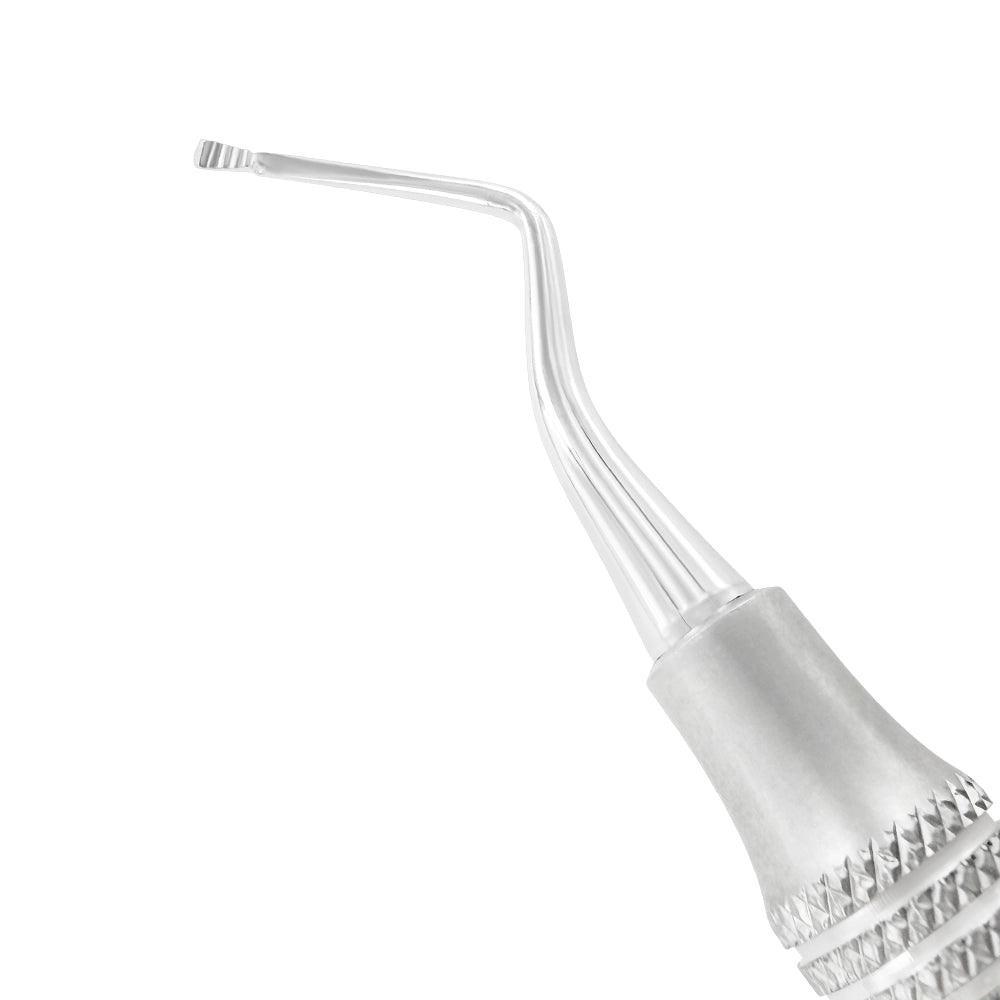 Close-up of the serrated working end on the Hirschfeld Periodontal File 3/7 – HF3/7
