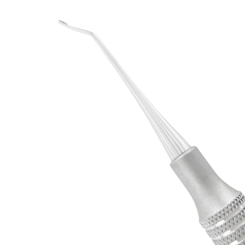 Close-up of the serrated working end on the Hirschfeld Periodontal File 9/10 – HF9/10