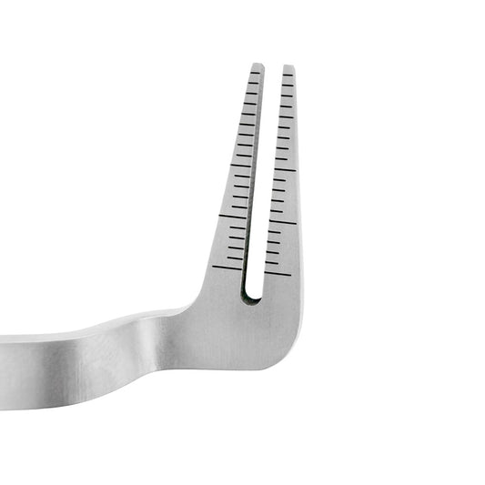 Close-up of the tapered working end on the Power Self-Centering Implant Guide for anterior 4-10 mm spaces