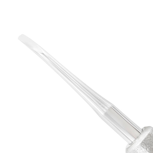 Close-up of the 3 mm curved blade on the Luxator – Curved, 3 mm