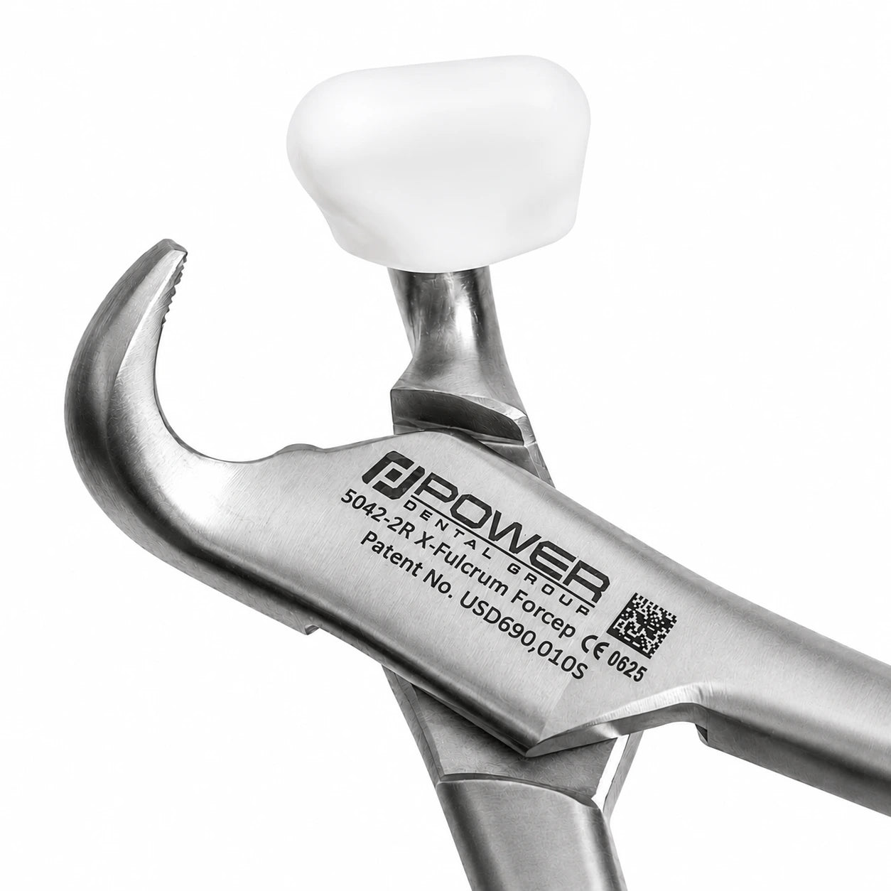 Close-up of 5042-2 Power Fulcrum Forceps Right with 360-degree rotational fulcrum pad