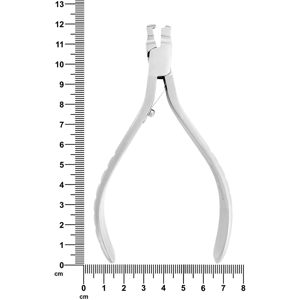 Sertissage de couronnes et de bagues orthodontiques avec une pince
