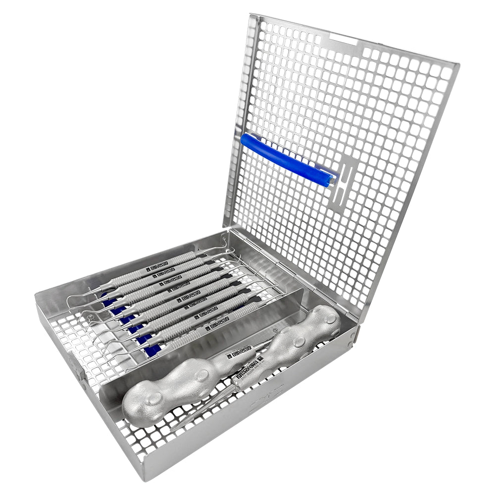 Surgical Utility Cassette – Large, 8.0 × 6.9 × 1.2 in (203 × 174 × 31 mm)