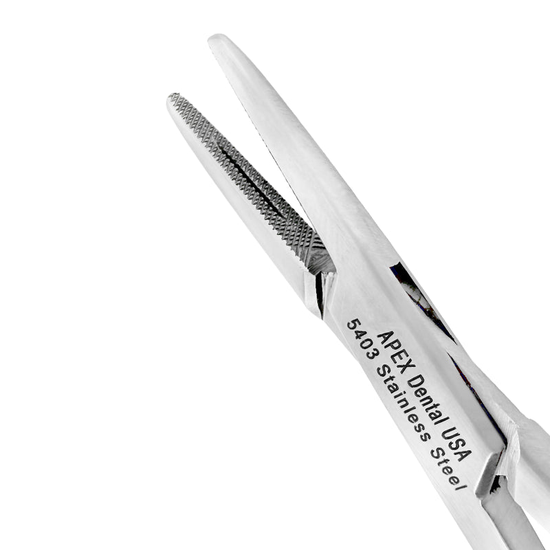 Close-up detail of the straight Mayo-Hegar needle holder, 6.5 in (16.5 cm), SKU 5403W