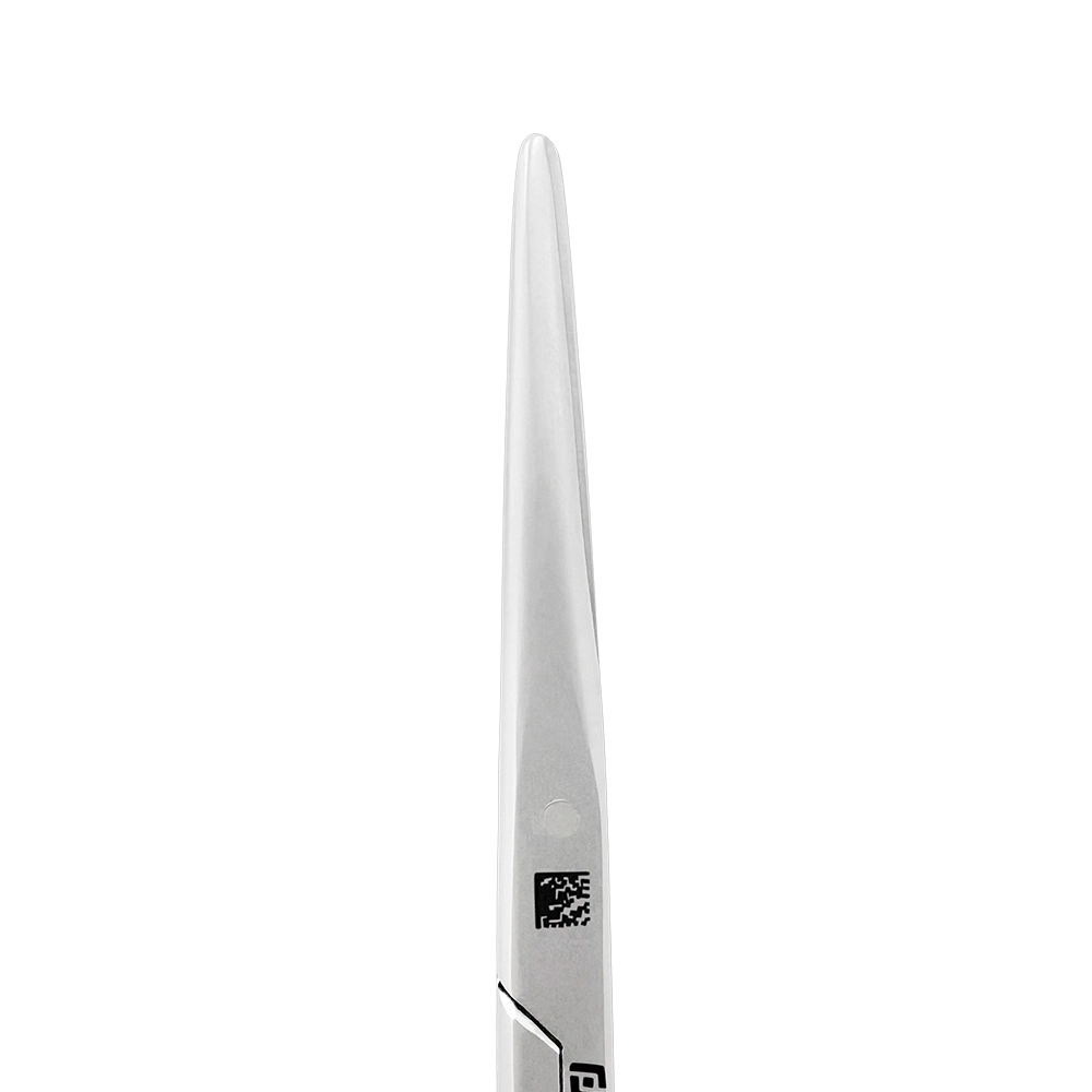Tip close-up of Metzenbaum Super Cut Scissors – Straight, 5.7 in (14.5 cm)