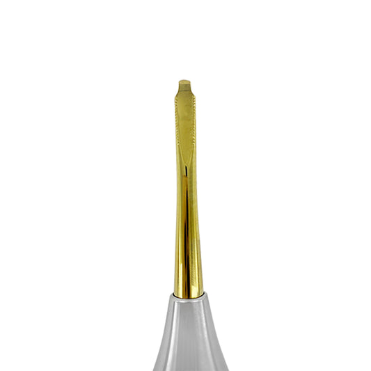 Close-up of the straight 3.5 mm short serrated titanium tip on Power Flex Luxator 4035S-3