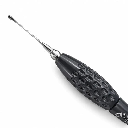 Close-up of Supremo Scalpel Handle S Aluminum with tunnel blade attached