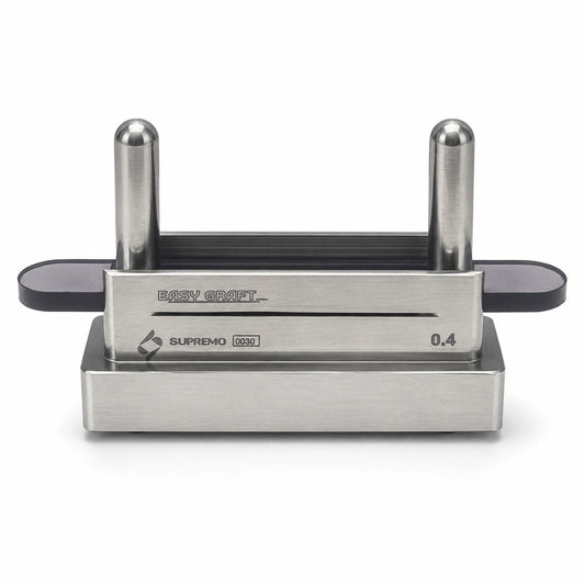 Supremo Easy Graft gingival graft de-epithelialization device, front view